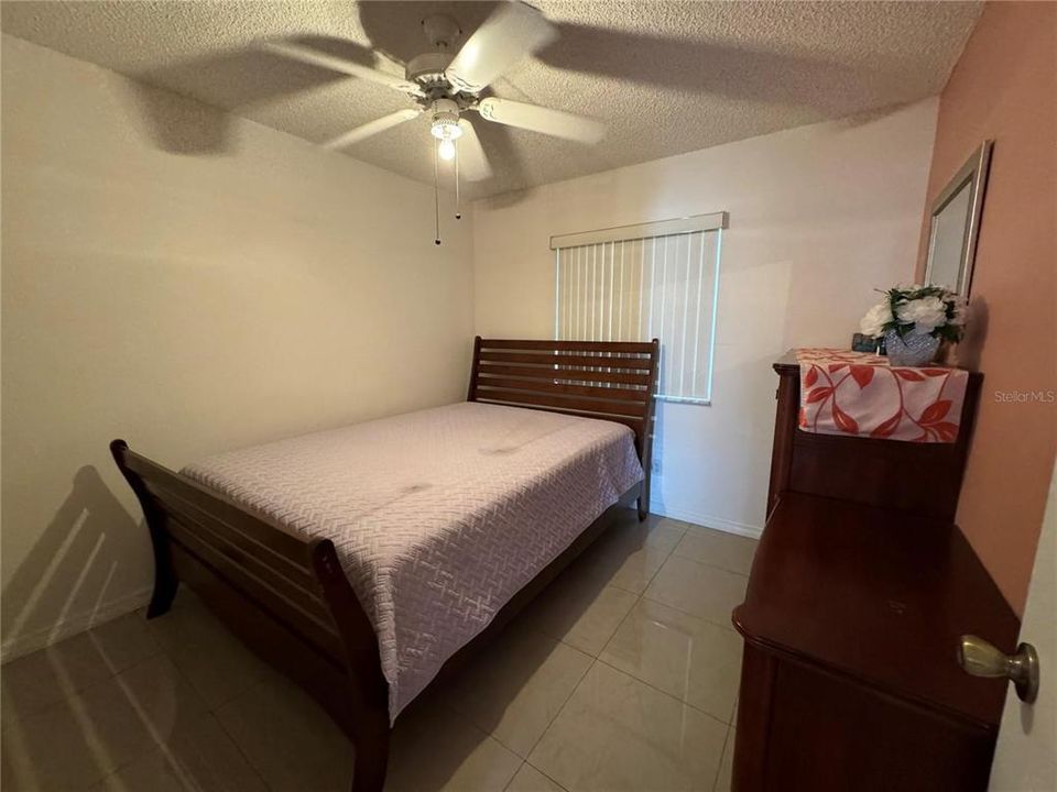 For Sale: $189,000 (3 beds, 2 baths, 1073 Square Feet)