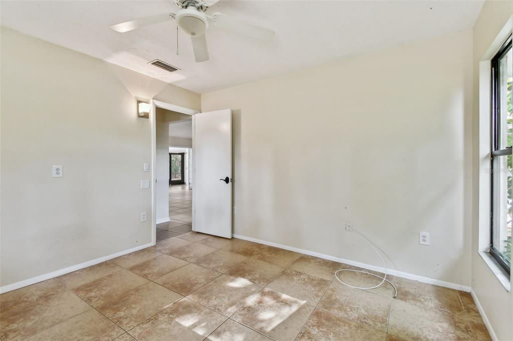 For Sale: $425,000 (3 beds, 2 baths, 1354 Square Feet)
