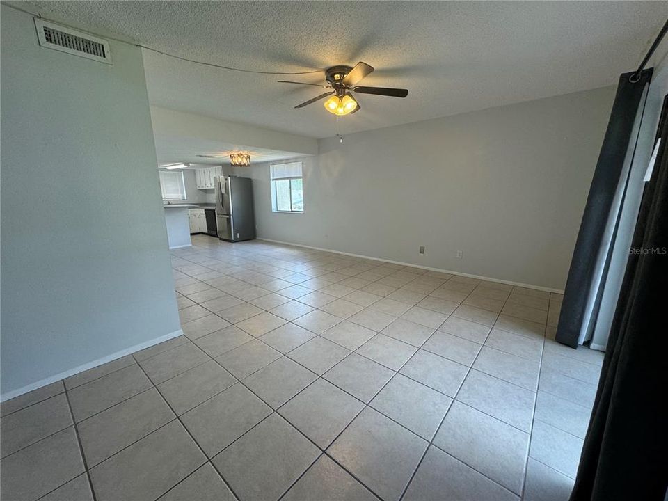 For Rent: $1,617 (2 beds, 1 baths, 1152 Square Feet)