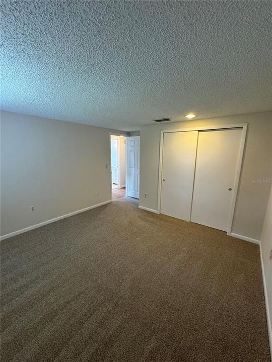 For Rent: $1,599 (2 beds, 1 baths, 800 Square Feet)