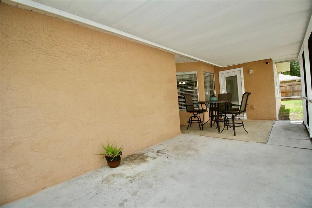 For Sale: $289,900 (3 beds, 2 baths, 1504 Square Feet)