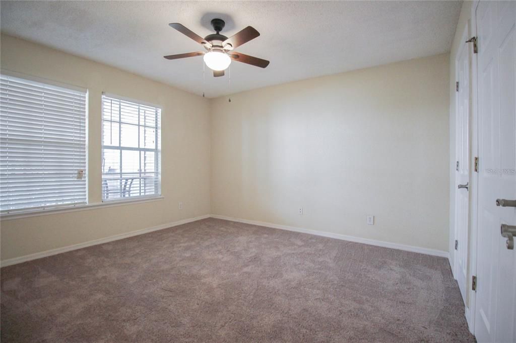 For Rent: $2,150 (3 beds, 2 baths, 1210 Square Feet)