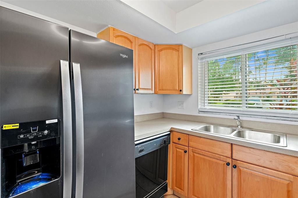 For Sale: $234,900 (2 beds, 2 baths, 1020 Square Feet)