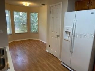 For Rent: $2,100 (3 beds, 2 baths, 1365 Square Feet)