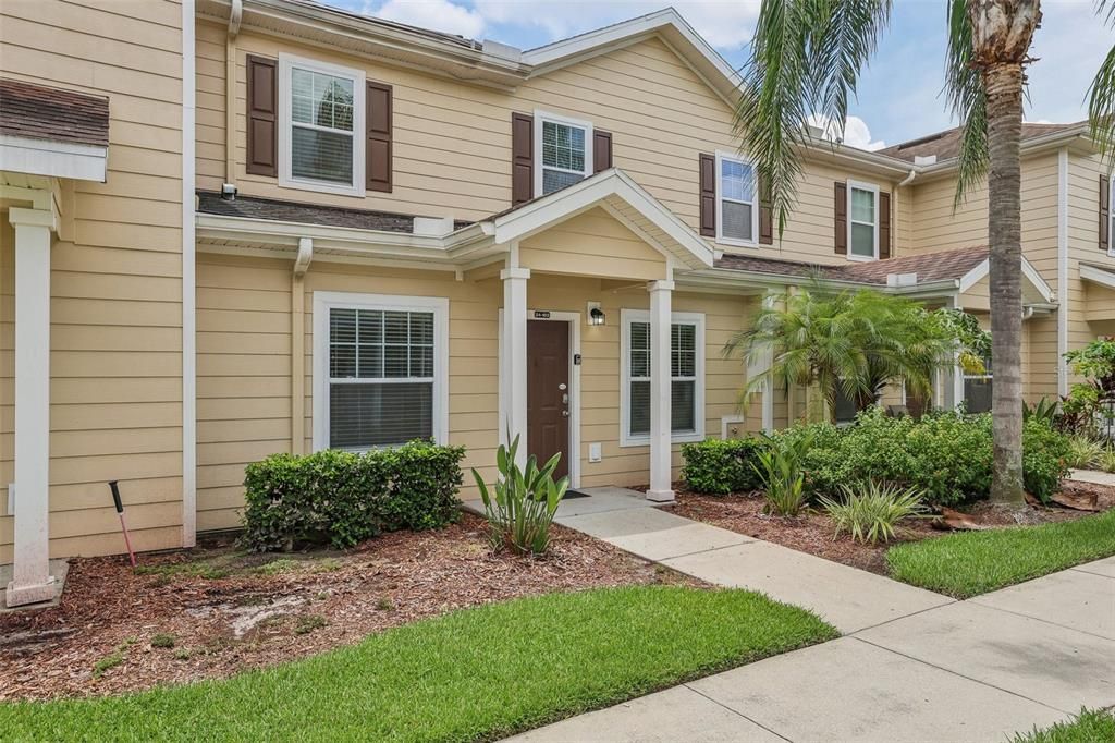 Active With Contract: $309,900 (3 beds, 2 baths, 1300 Square Feet)