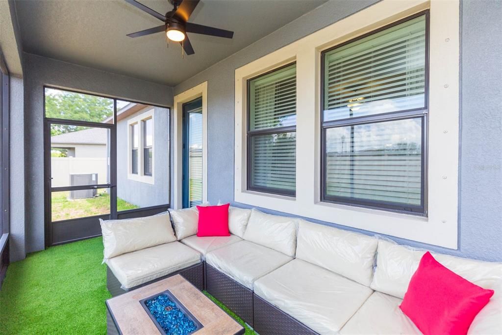 For Sale: $435,000 (4 beds, 2 baths, 2596 Square Feet)