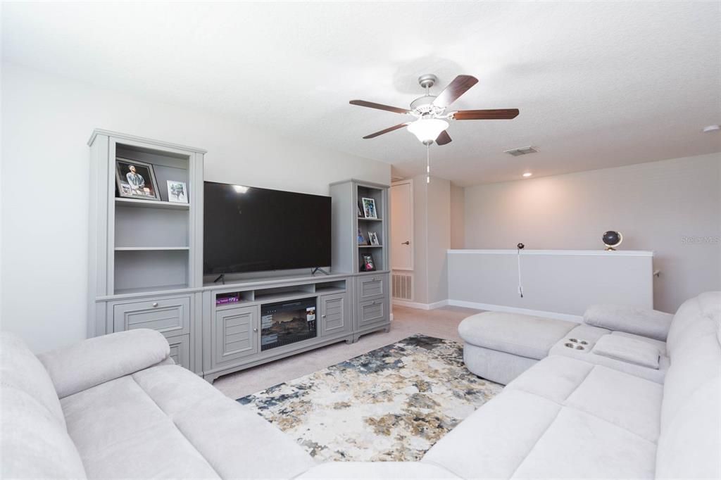 For Sale: $435,000 (4 beds, 2 baths, 2596 Square Feet)