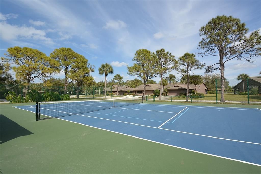 Community Tennis Courts