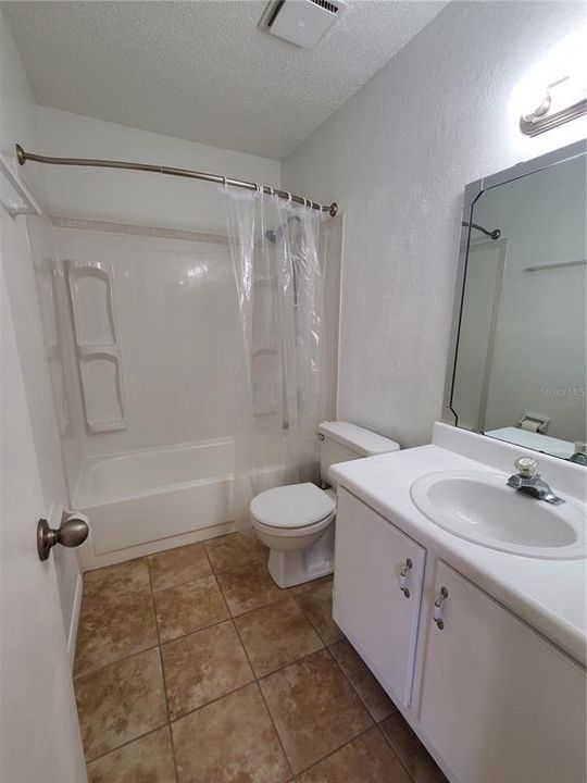 For Rent: $1,995 (2 beds, 2 baths, 1120 Square Feet)