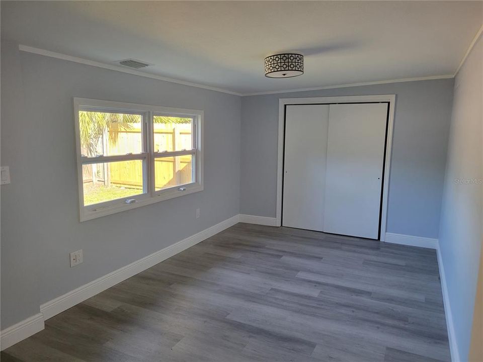 Active With Contract: $400,000 (0 beds, 0 baths, 2031 Square Feet)