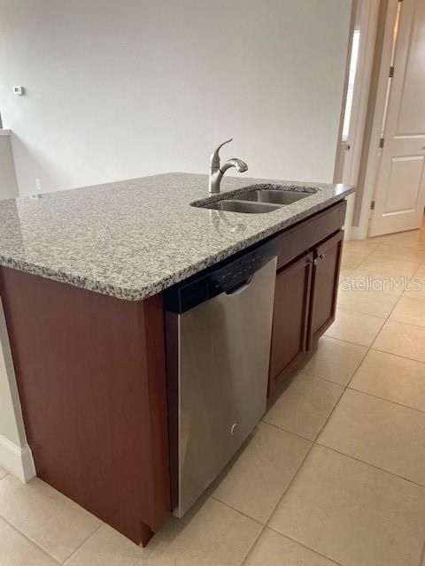 For Rent: $1,650 (1 beds, 1 baths, 642 Square Feet)