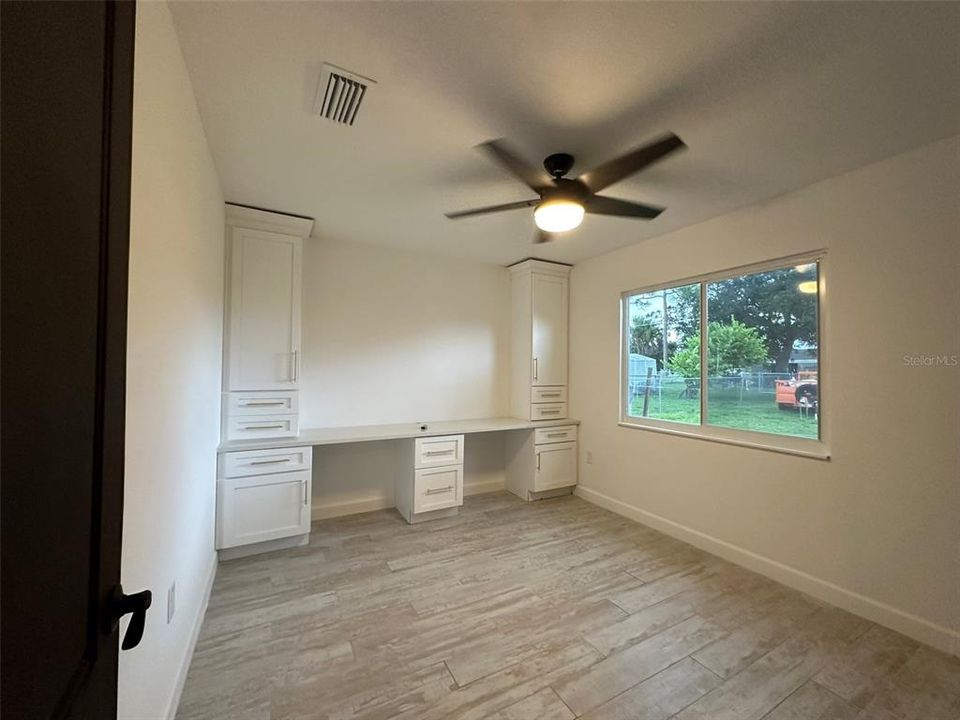 For Rent: $2,200 (2 beds, 2 baths, 912 Square Feet)