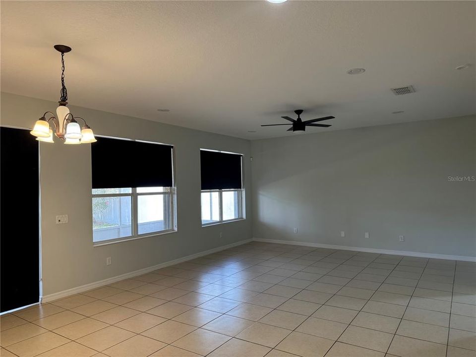 For Rent: $2,495 (4 beds, 3 baths, 2680 Square Feet)