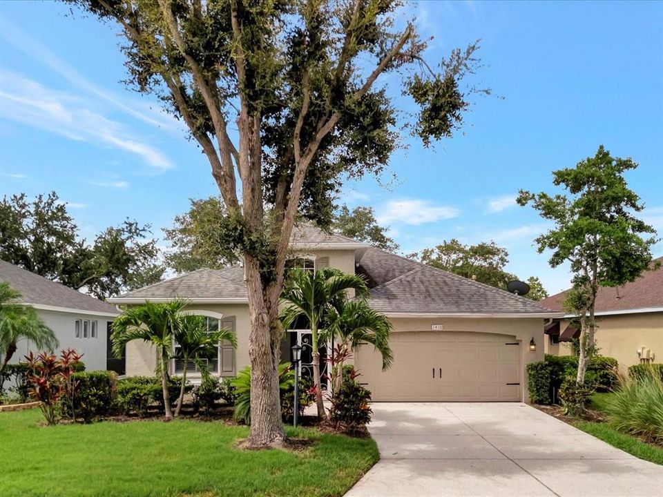 For Sale: $460,000 (3 beds, 2 baths, 1782 Square Feet)