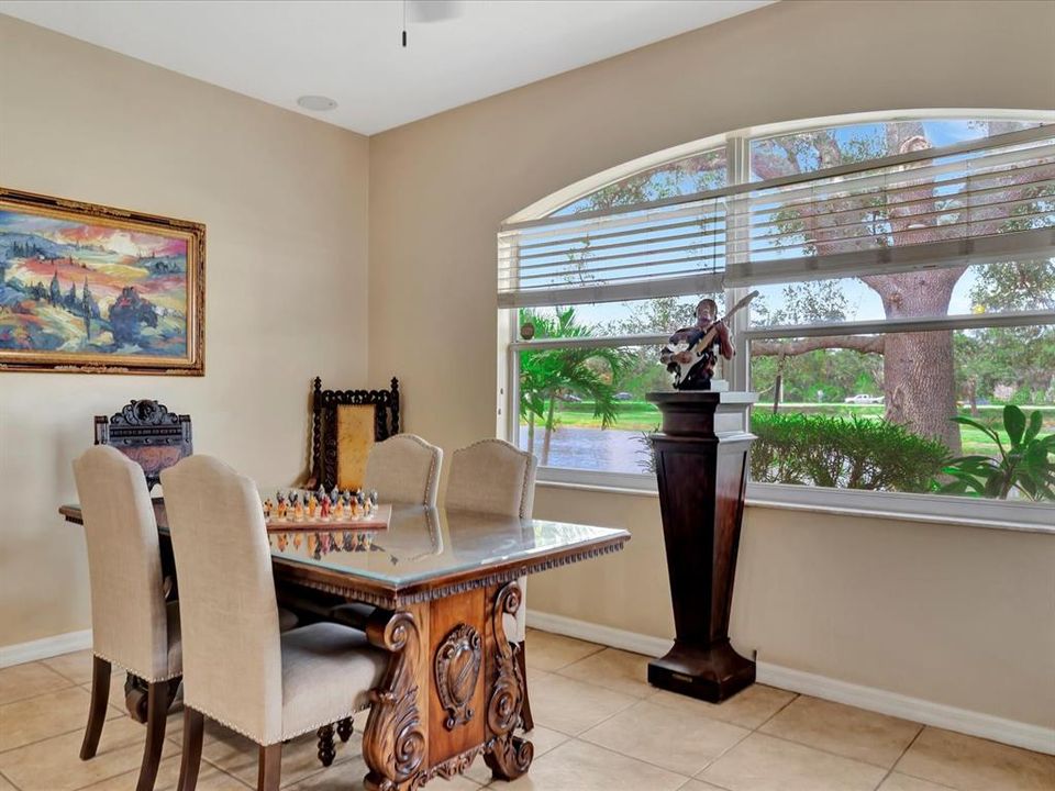 For Sale: $460,000 (3 beds, 2 baths, 1782 Square Feet)