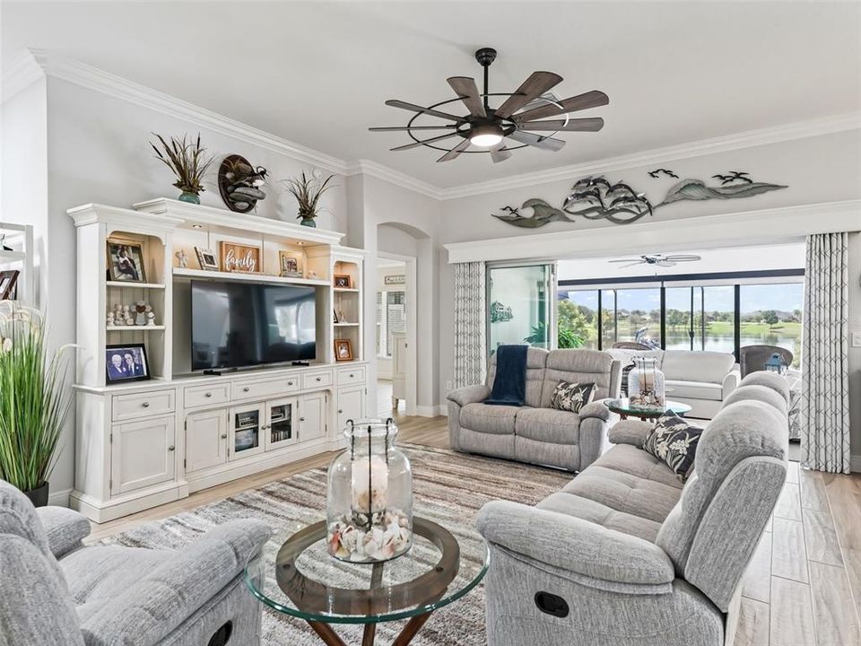 Active With Contract: $1,195,000 (3 beds, 3 baths, 2305 Square Feet)