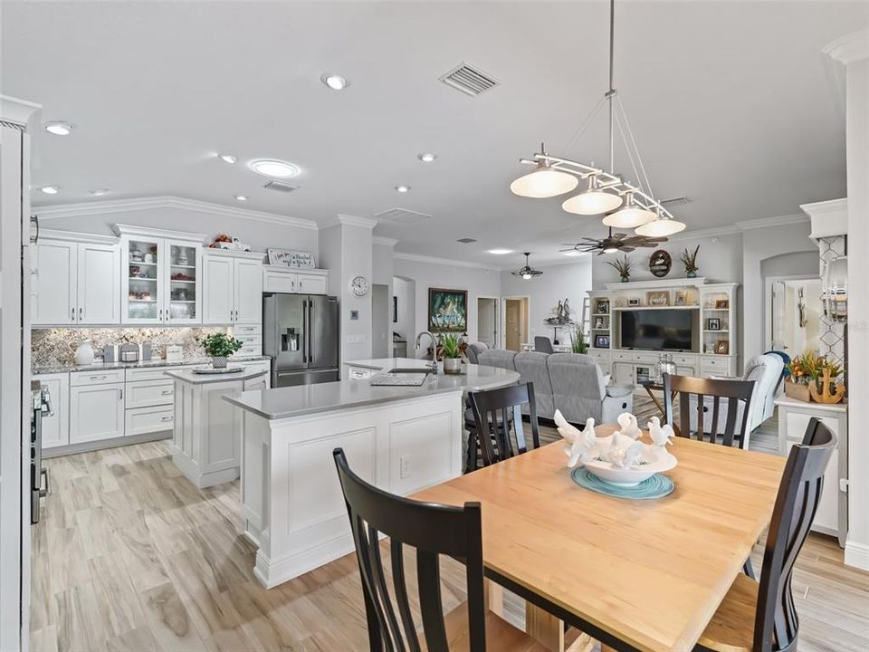 Active With Contract: $1,195,000 (3 beds, 3 baths, 2305 Square Feet)