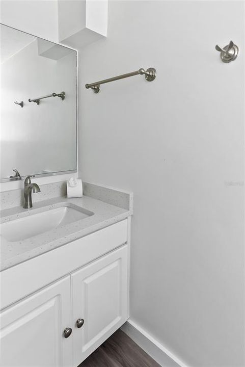 Active With Contract: $499,000 (2 beds, 2 baths, 1327 Square Feet)