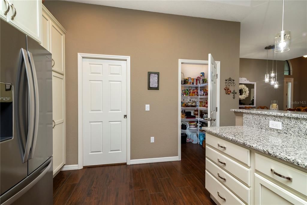 Door to laundry and walk in pantry