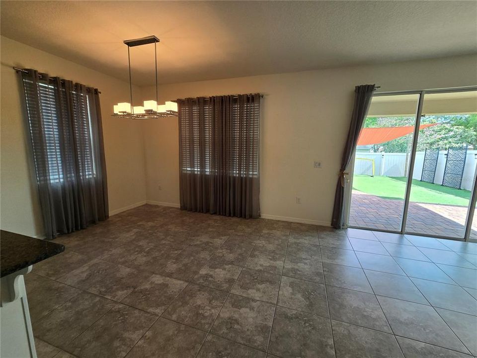 For Rent: $3,300 (4 beds, 2 baths, 2391 Square Feet)