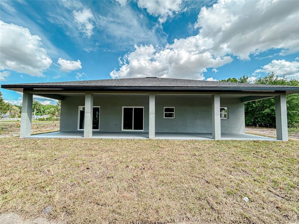 For Sale: $337,900 (3 beds, 2 baths, 1550 Square Feet)