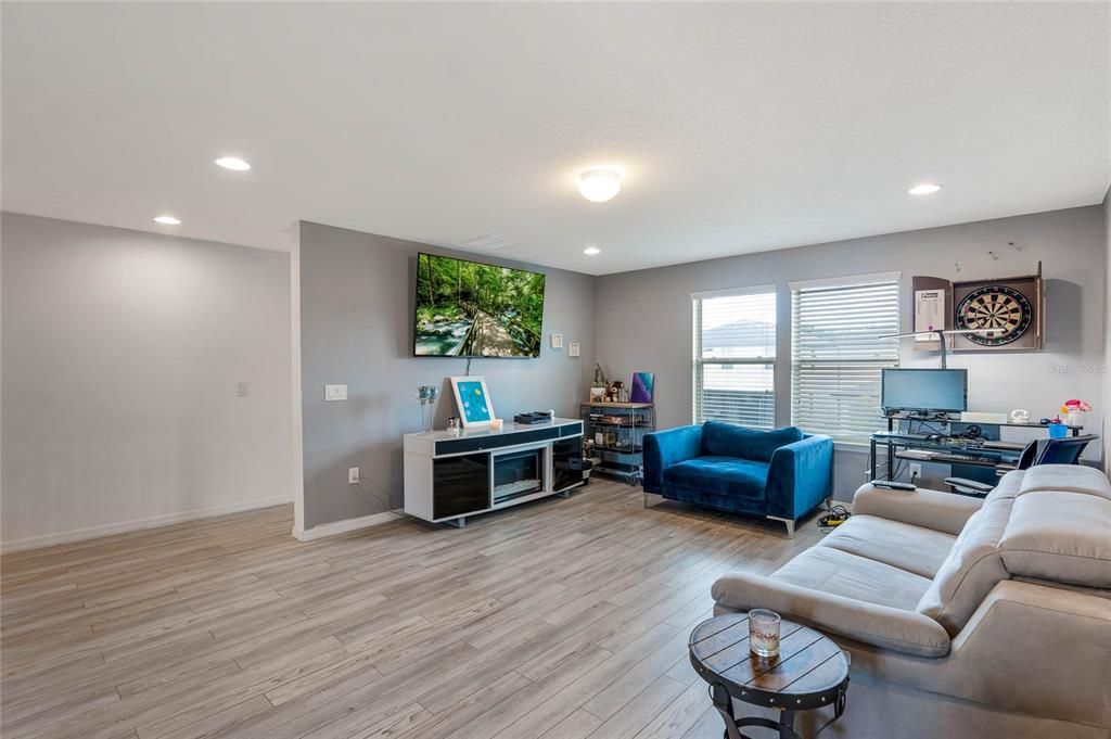 Active With Contract: $579,000 (4 beds, 2 baths, 2448 Square Feet)