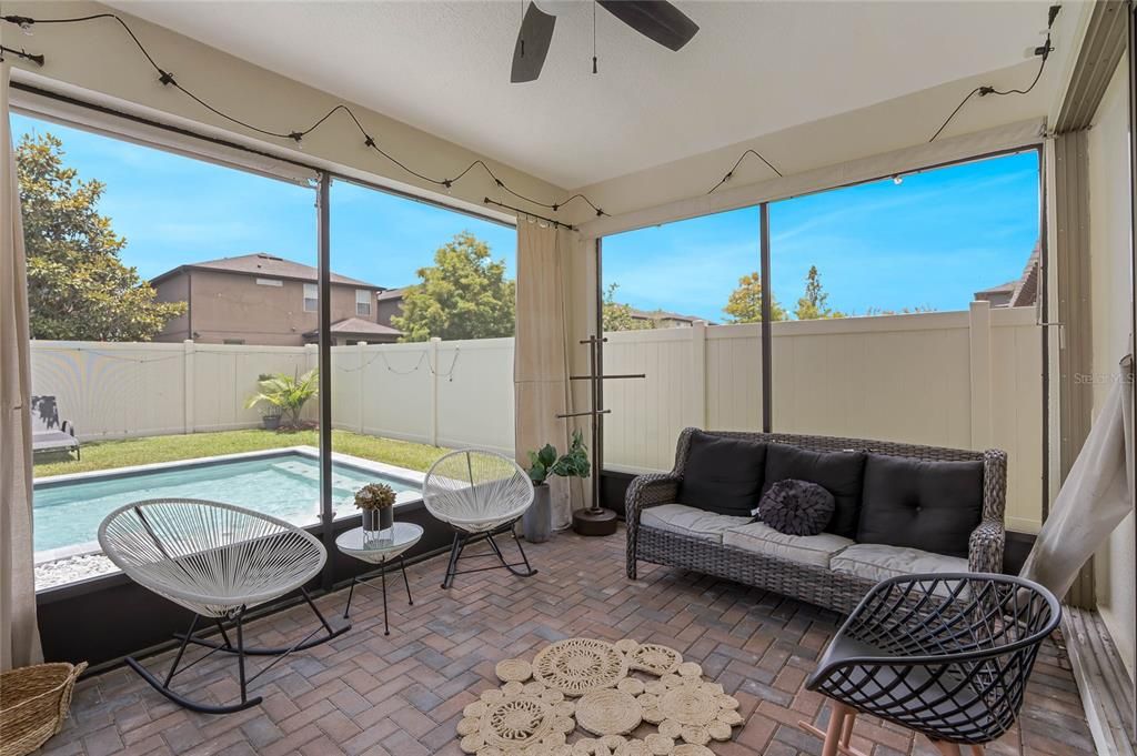 Active With Contract: $579,000 (4 beds, 2 baths, 2448 Square Feet)