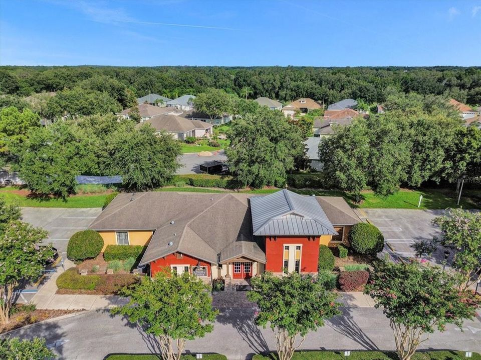 For Sale: $375,000 (3 beds, 2 baths, 1948 Square Feet)