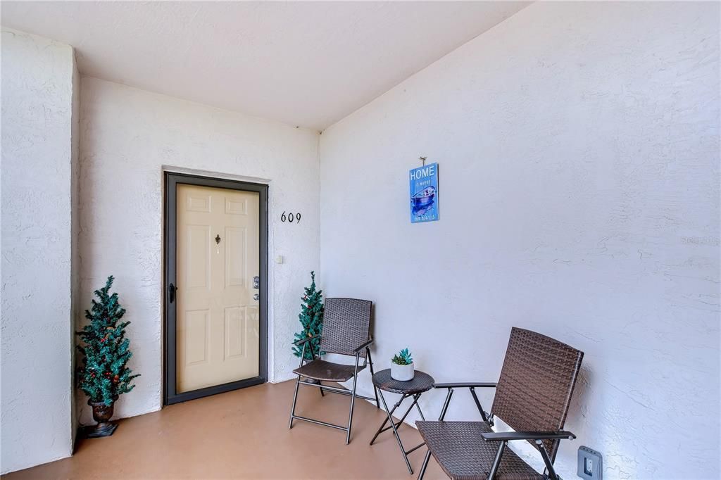For Sale: $575,000 (2 beds, 2 baths, 1765 Square Feet)