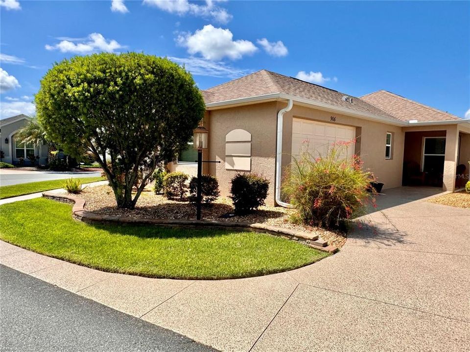 For Sale: $425,000 (3 beds, 2 baths, 1474 Square Feet)