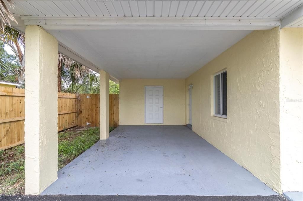 Active With Contract: $219,000 (3 beds, 1 baths, 978 Square Feet)