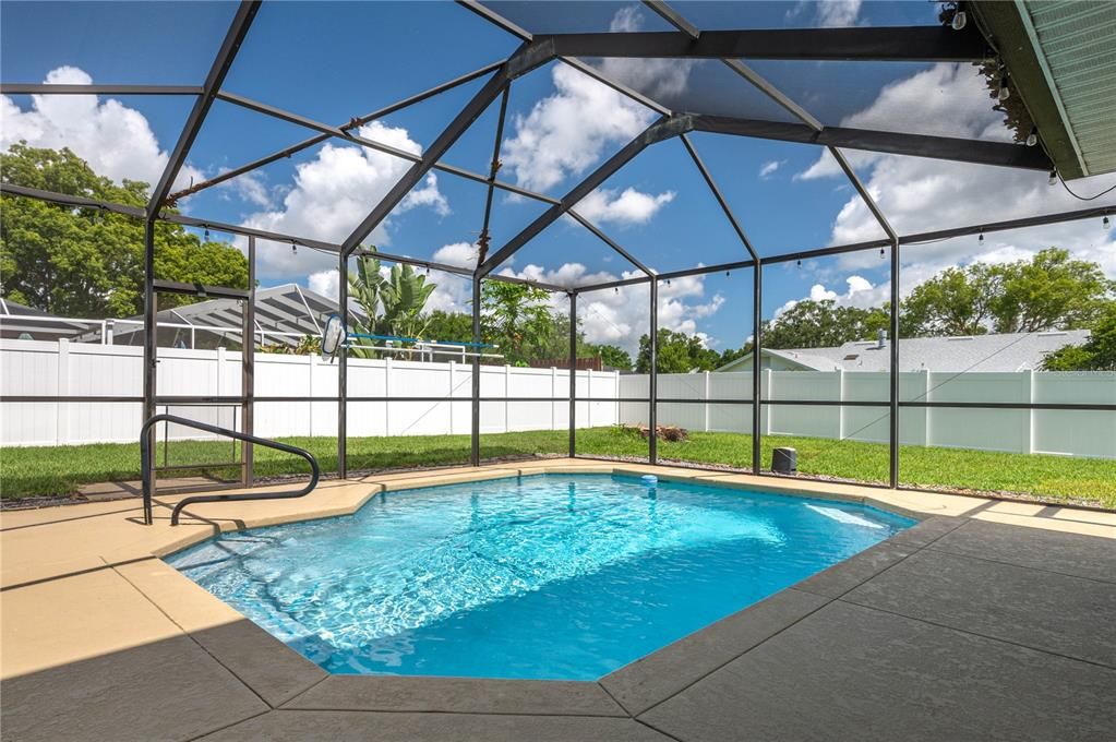 Screened Pool