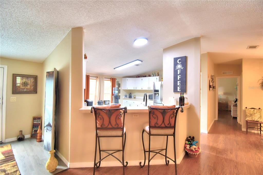 For Sale: $249,900 (3 beds, 2 baths, 1500 Square Feet)