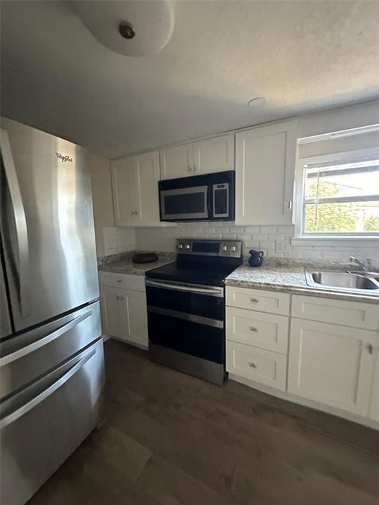 For Sale: $233,100 (2 beds, 2 baths, 654 Square Feet)