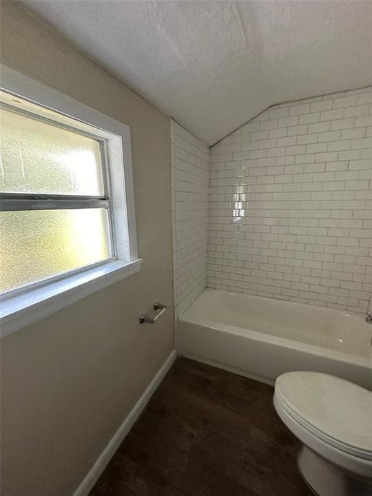 For Sale: $233,100 (2 beds, 2 baths, 654 Square Feet)