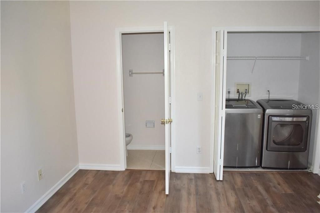 For Rent: $2,950 (3 beds, 2 baths, 1714 Square Feet)