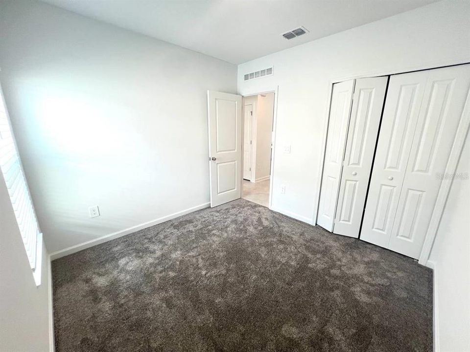 For Rent: $2,400 (3 beds, 2 baths, 1267 Square Feet)