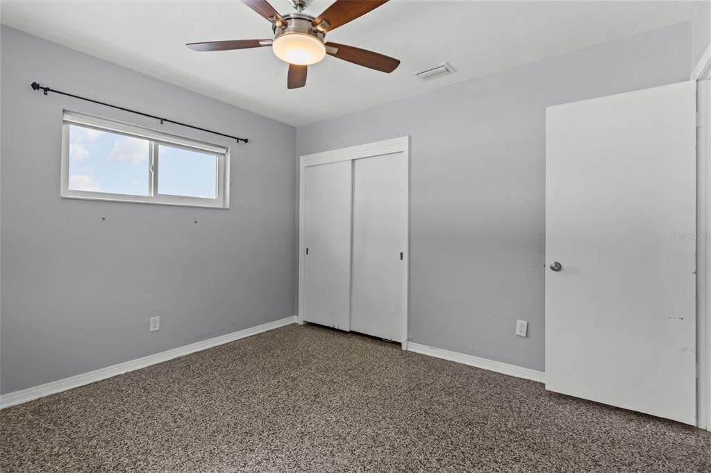 Active With Contract: $575,000 (2 beds, 1 baths, 1248 Square Feet)