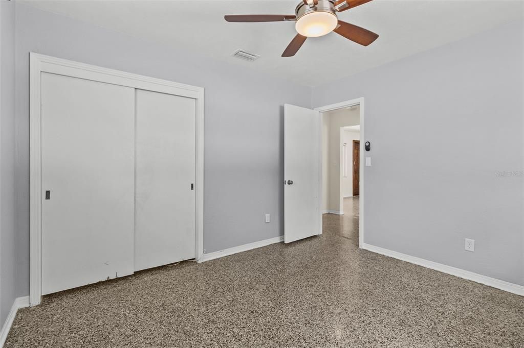For Sale: $600,000 (2 beds, 1 baths, 1248 Square Feet)