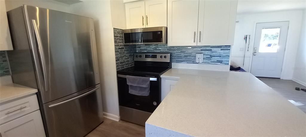 For Rent: $2,000 (3 beds, 2 baths, 1030 Square Feet)