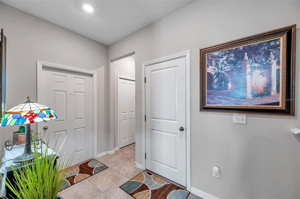 Active With Contract: $279,900 (3 beds, 2 baths, 1824 Square Feet)