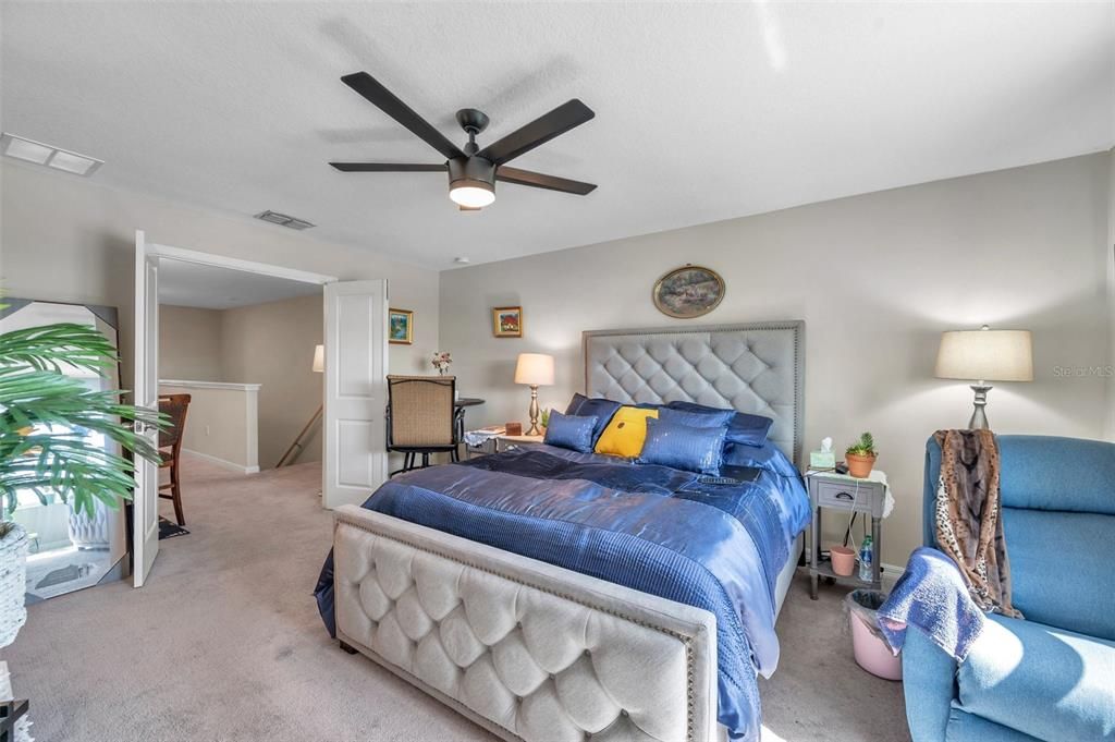 Active With Contract: $279,900 (3 beds, 2 baths, 1824 Square Feet)