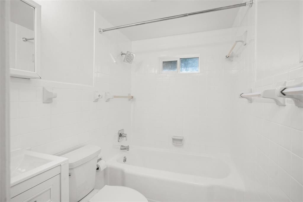 For Sale: $339,900 (3 beds, 1 baths, 960 Square Feet)