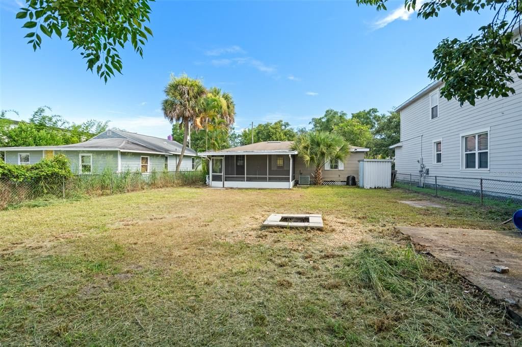 For Sale: $339,900 (3 beds, 1 baths, 960 Square Feet)