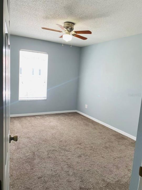 For Rent: $2,000 (3 beds, 2 baths, 1880 Square Feet)