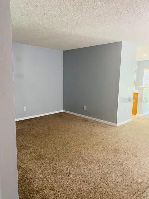 For Rent: $2,000 (3 beds, 2 baths, 1880 Square Feet)