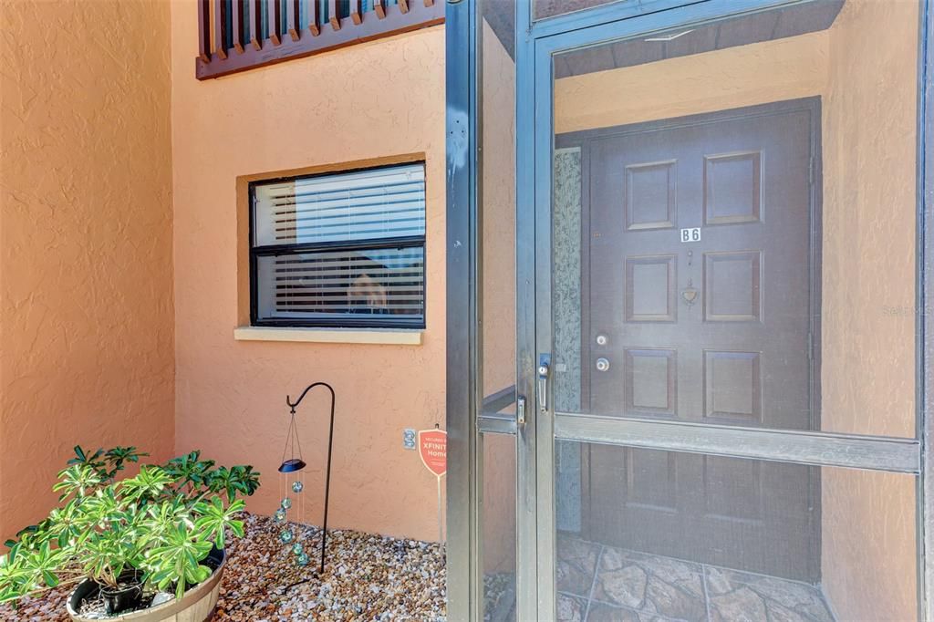 For Sale: $184,800 (2 beds, 2 baths, 1218 Square Feet)