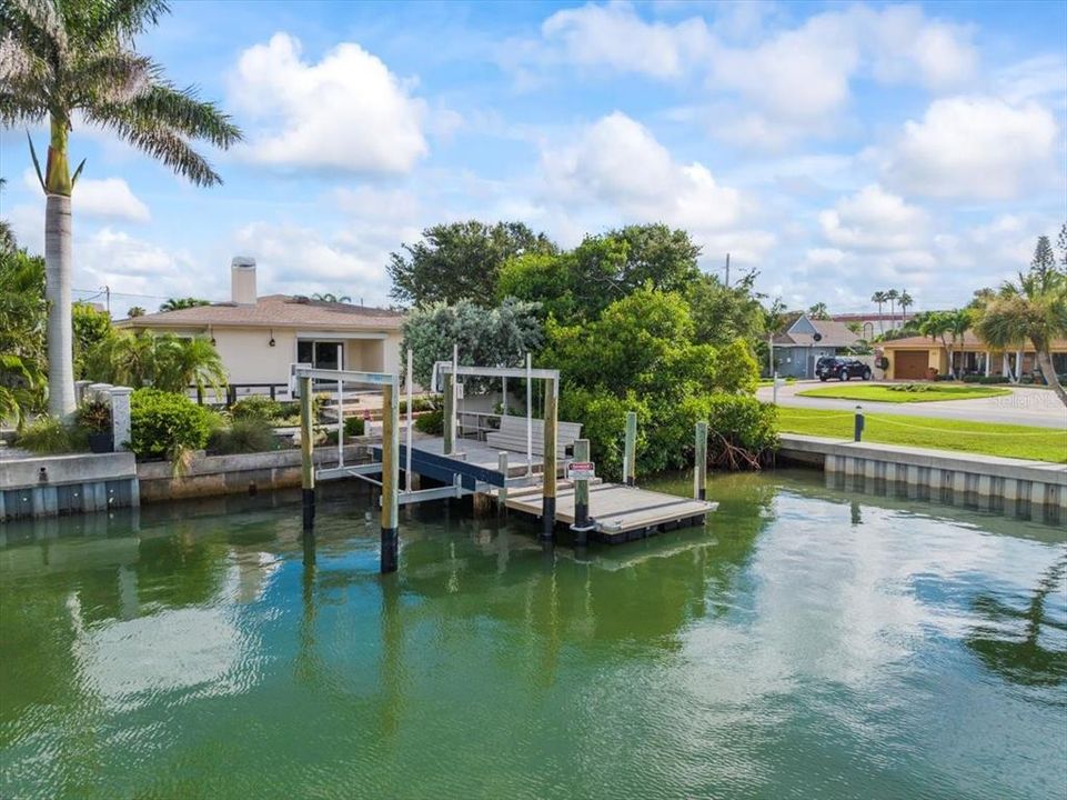 For Sale: $2,250,000 (4 beds, 2 baths, 2214 Square Feet)