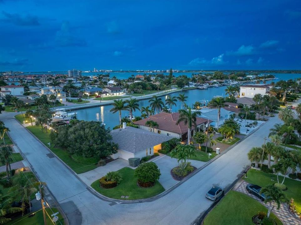 For Sale: $2,250,000 (4 beds, 2 baths, 2214 Square Feet)