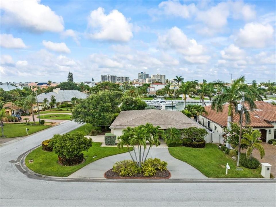 For Sale: $2,250,000 (4 beds, 2 baths, 2214 Square Feet)